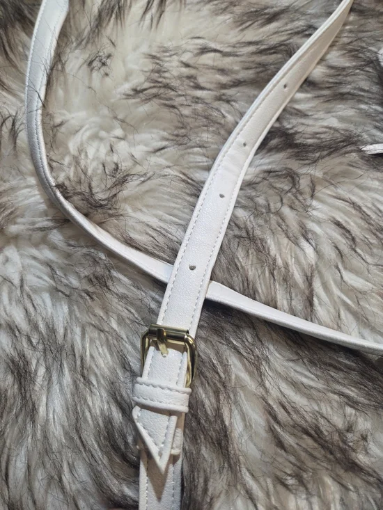 Juicy Couture White Floral Crossbody Bag with Matching Wallet - Picture 6 of 8